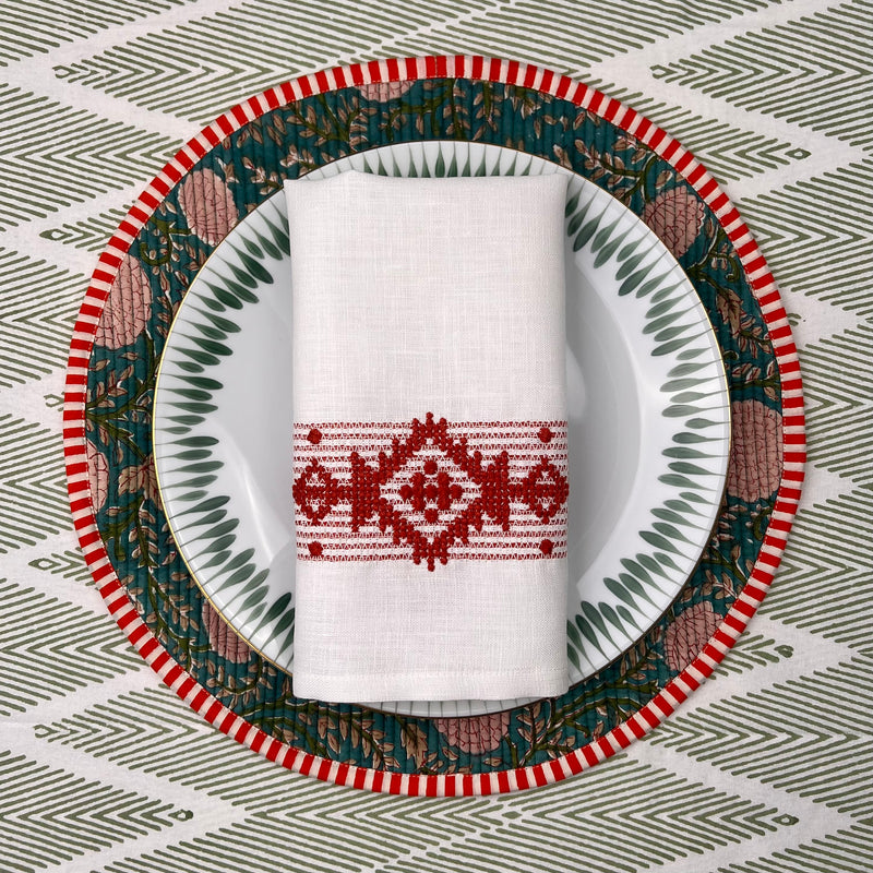 Table Set: Round Placemat In Green, Red & Nude & Green & Folklore Napkin White & Red Table Setting