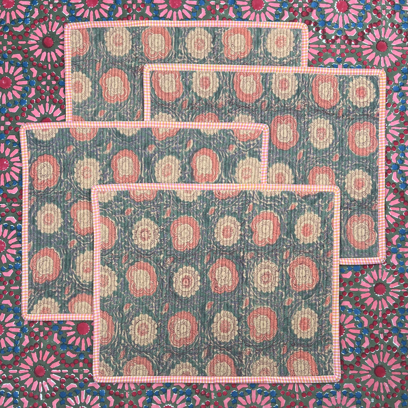 Gift Set: 4 x Pink Breakfast Placemats