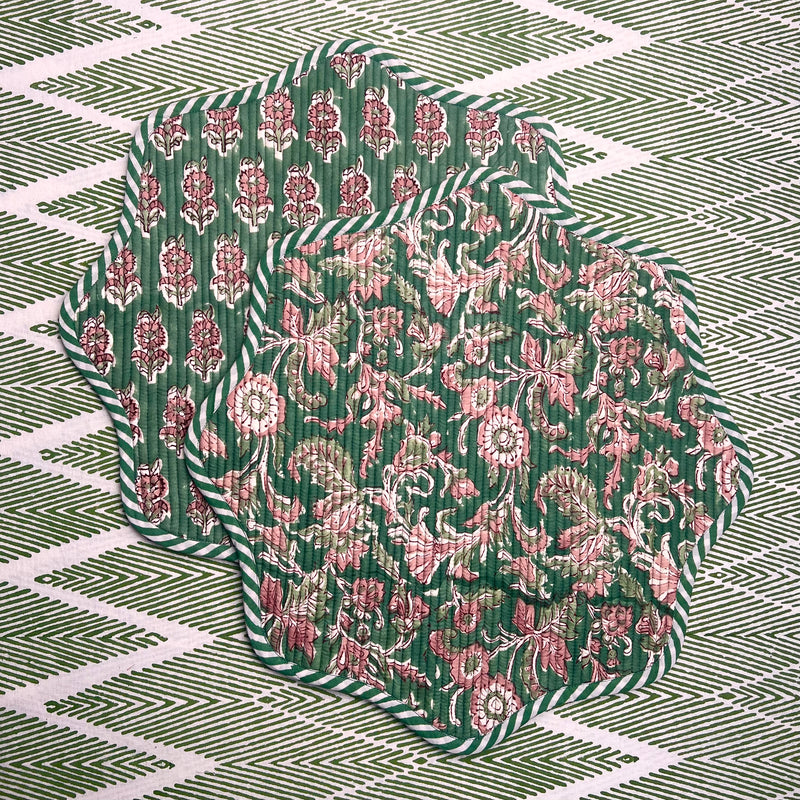 ‘The Breakfast’ Placemat - Scallop - Block Print