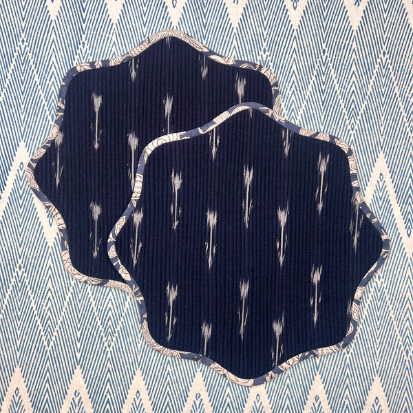 Curated Table Set: Navy Blue Scalloped