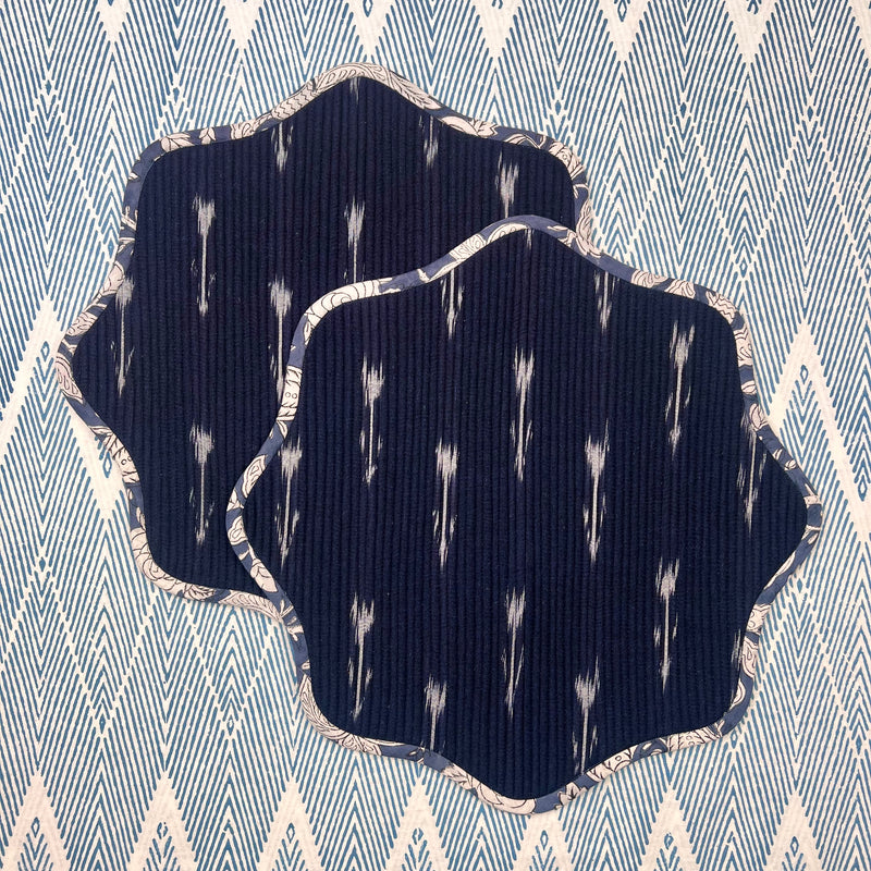 Curated Table Set: Navy Blue Scalloped