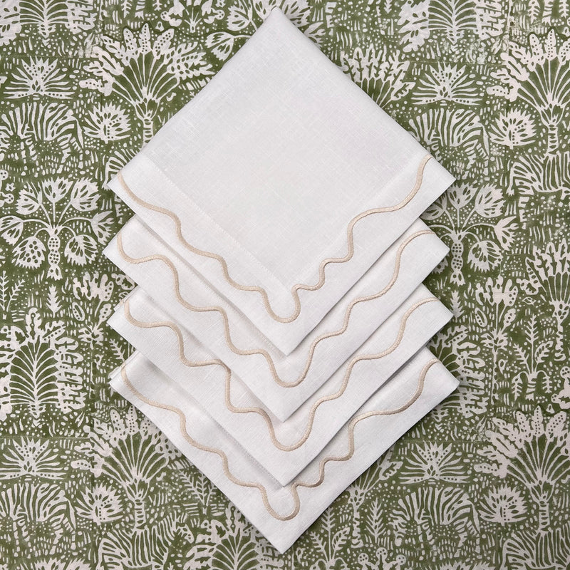 Gift Set: Set of 4 ‘The Squiggle’ Napkins in White