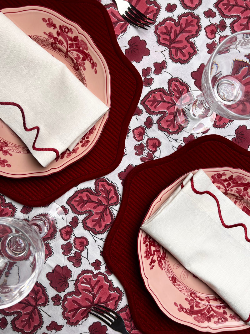 ’The Figue Leaf’ Tablecloth - Burgundy - White Cotton
