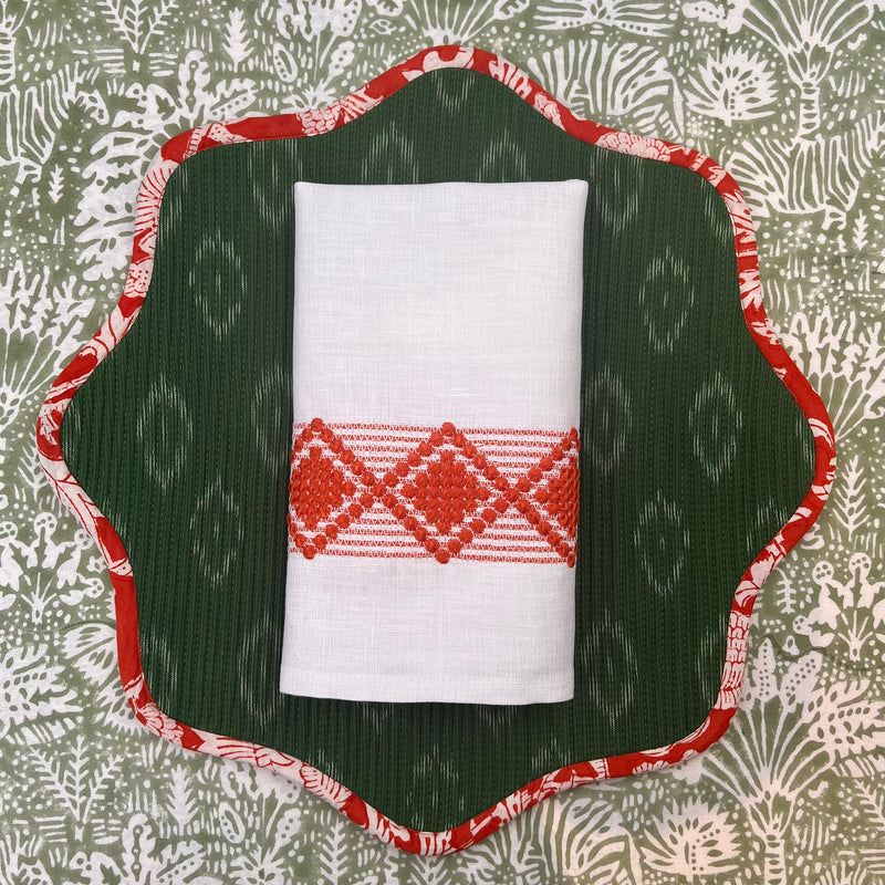 Gift Set: Set of 4 Diamond Napkins in Red & White