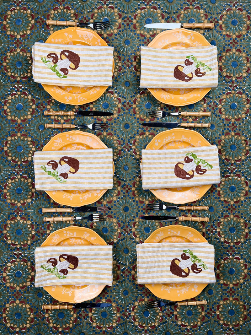 Gift Set: 4 x Mushroom Napkins in Chestnut Stripe