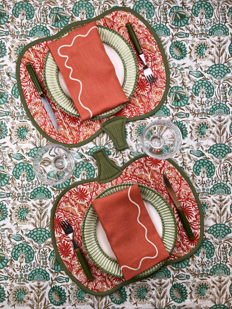 Gift Set: Set of 4 reversible Pumpkin Placemats