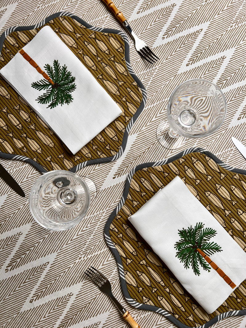 ‘The ZigZag’ Tablecloth - Taupe