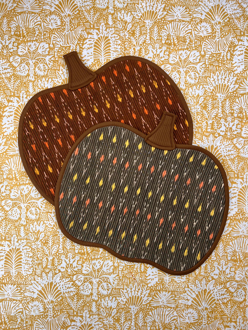 The Pumpkin Placemat - Brown & Taupe