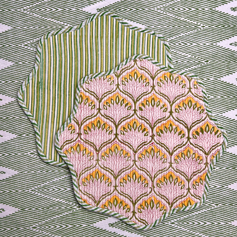‘The Breakfast’ Placemat - Scallop - Block Print