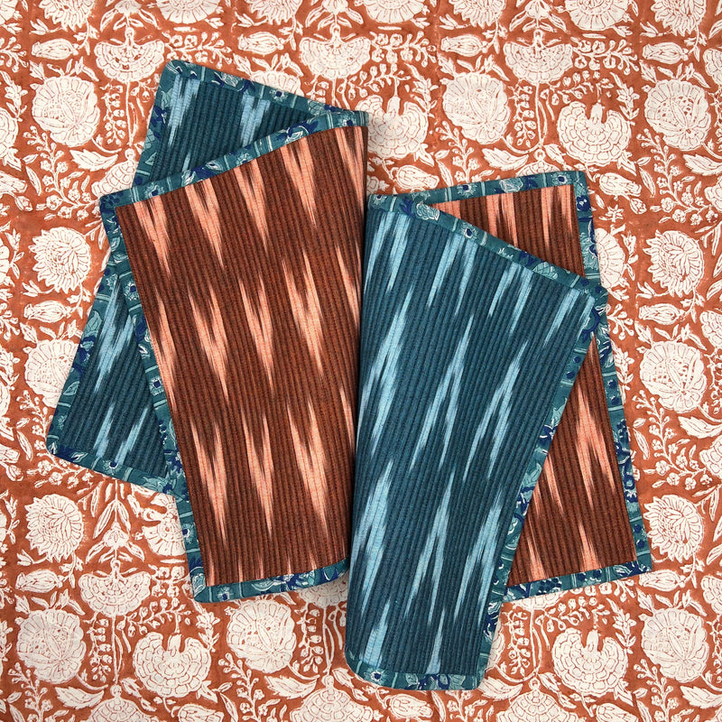 Gift Set: 4 x Blue & Rusty Brown Ikat Breakfast Placemats