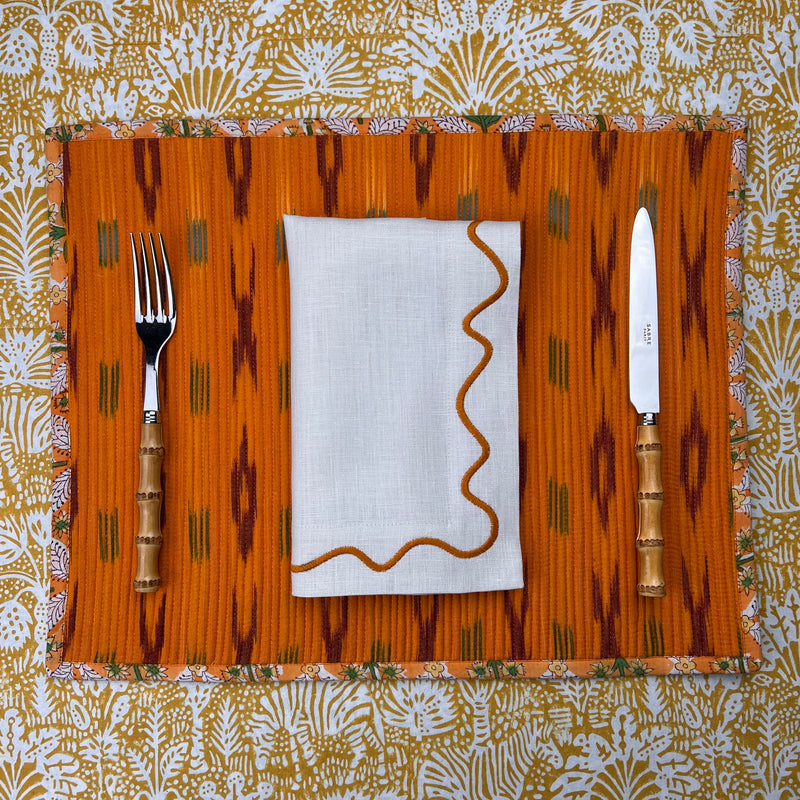 THE SQUIGGLE NAPKIN