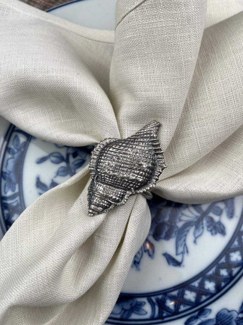 12 VINTAGE SHELL NAPKINRINGS