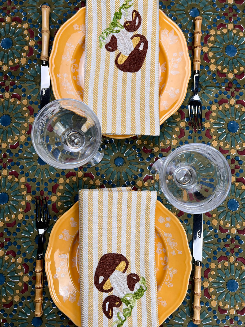 Gift Set: 4 x Mushroom Napkins in Chestnut Stripe