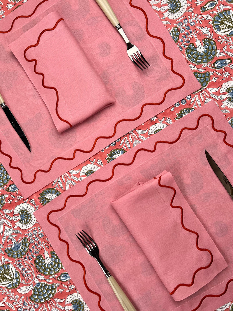 Gift Set: 2 squiggle Napkins in pink/red & 2 Lobster Napkinrings